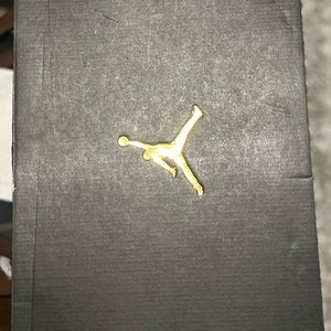 Empty Jordan 1 (low/mid) Boxes Men’s size 13